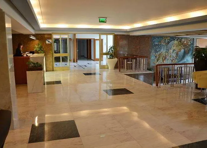 Joao Paulo Ii Bed and breakfast